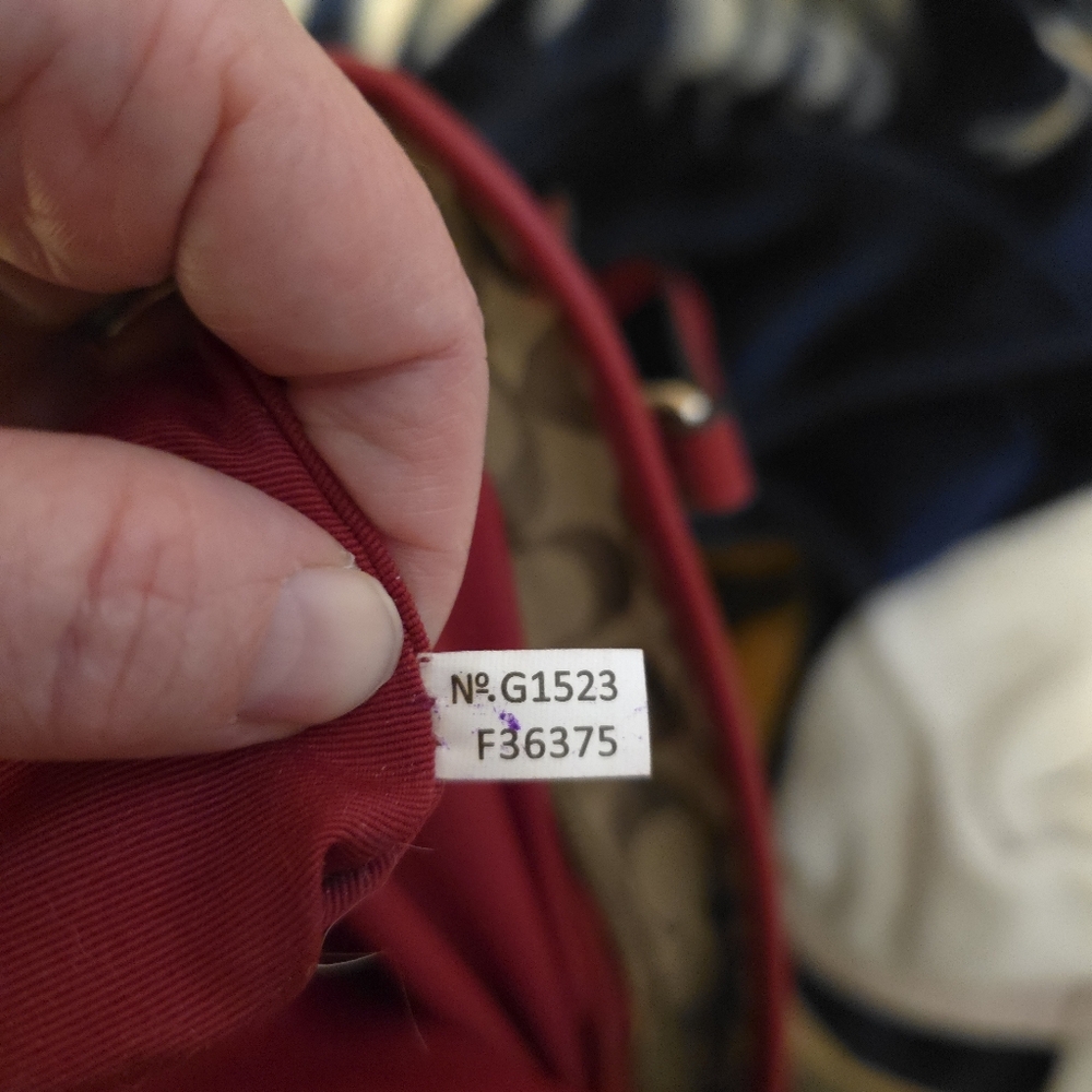 Authentic Coach Khaki/Cardinal Signature Zip Top Tote Bag - Pre Loved - Picture 11 of 11